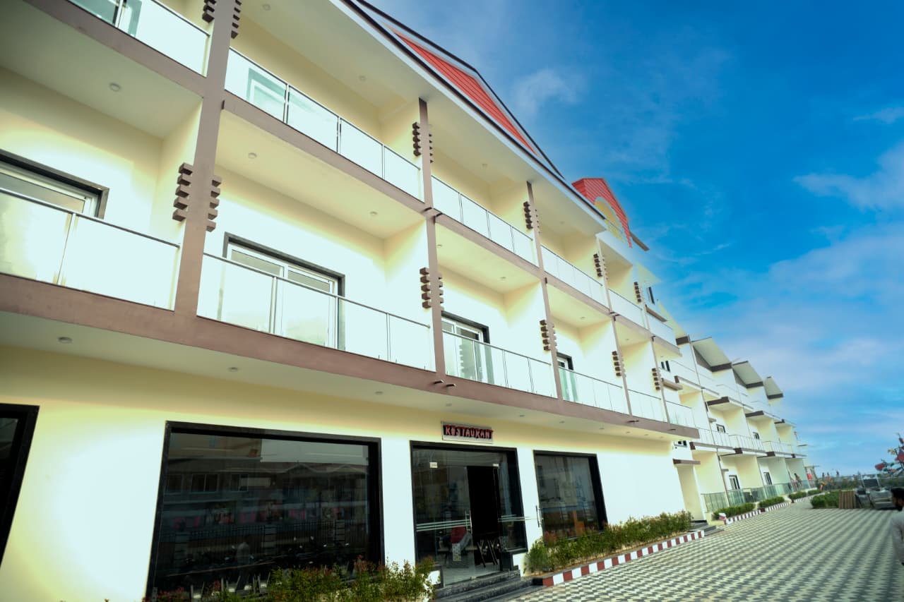 Jairam Gold Royal Beach Resort